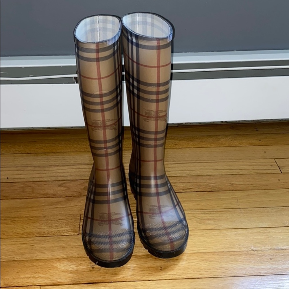 Burberry rain boots